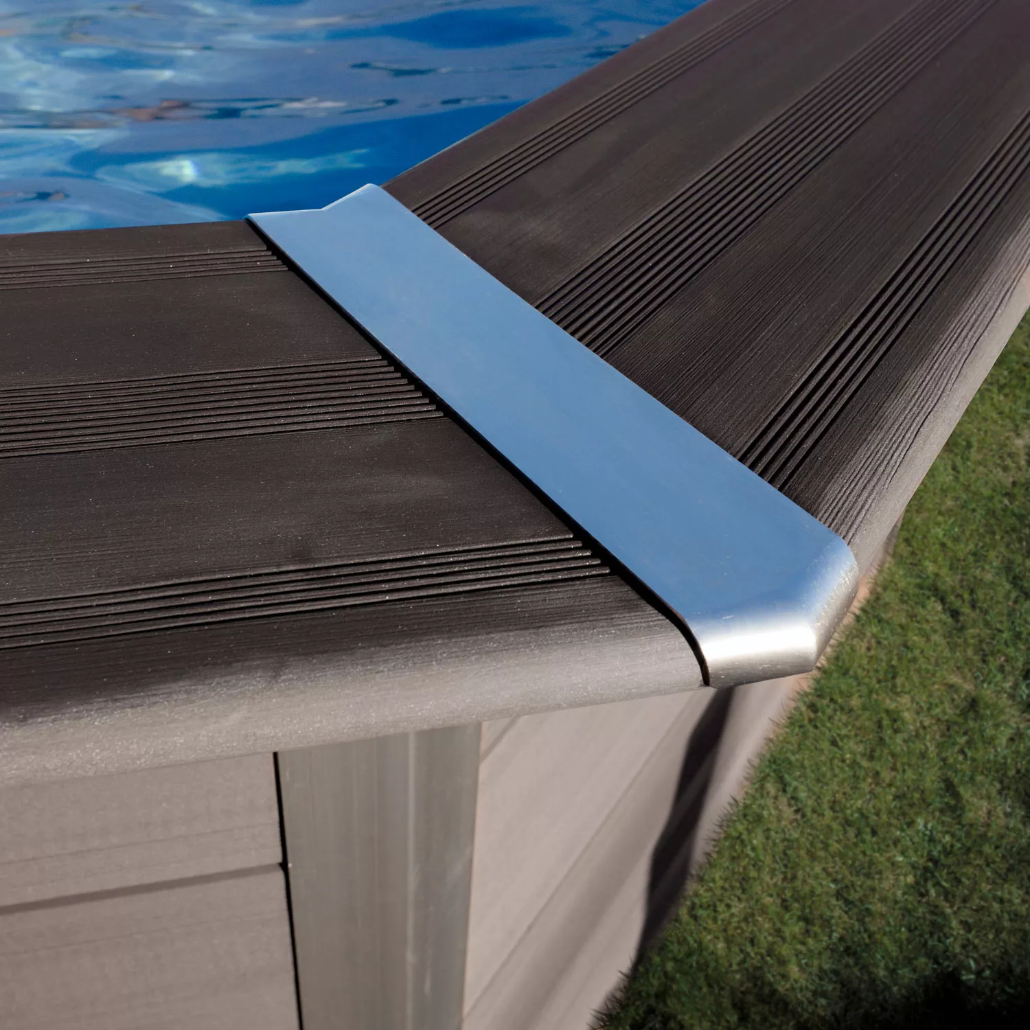 gre-wpc-pool-komplettset-grau-detail-handlauf Gre WPC Pool Komplettset Rechteckig Grau - 315 x 315 x 96 cm