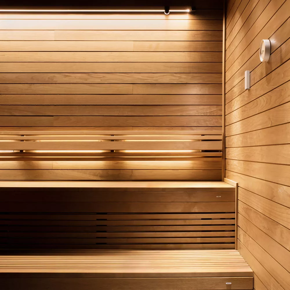 tylo-silhouette-line-sauna-oben Tylö Silhouette Line 400 Saunabeleuchtung - 40 cm