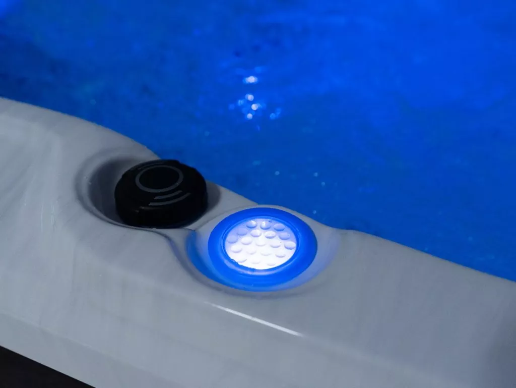 Superior_Wellness_OR7523_Whirlpool_22 Superior Wellness OR7523 Whirlpool