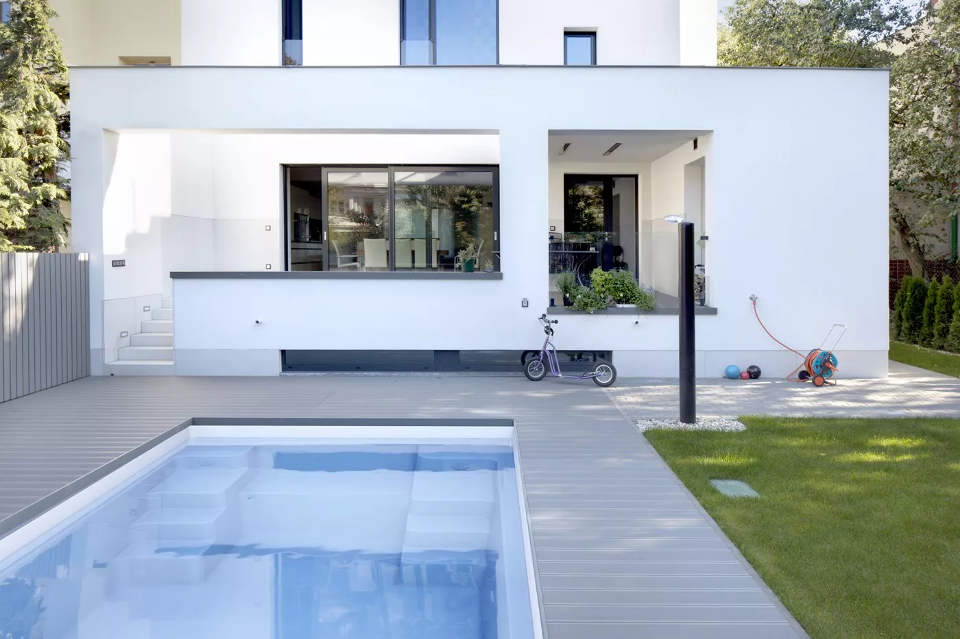 Novacomet Sirius 550 GFK-Fertigbecken 