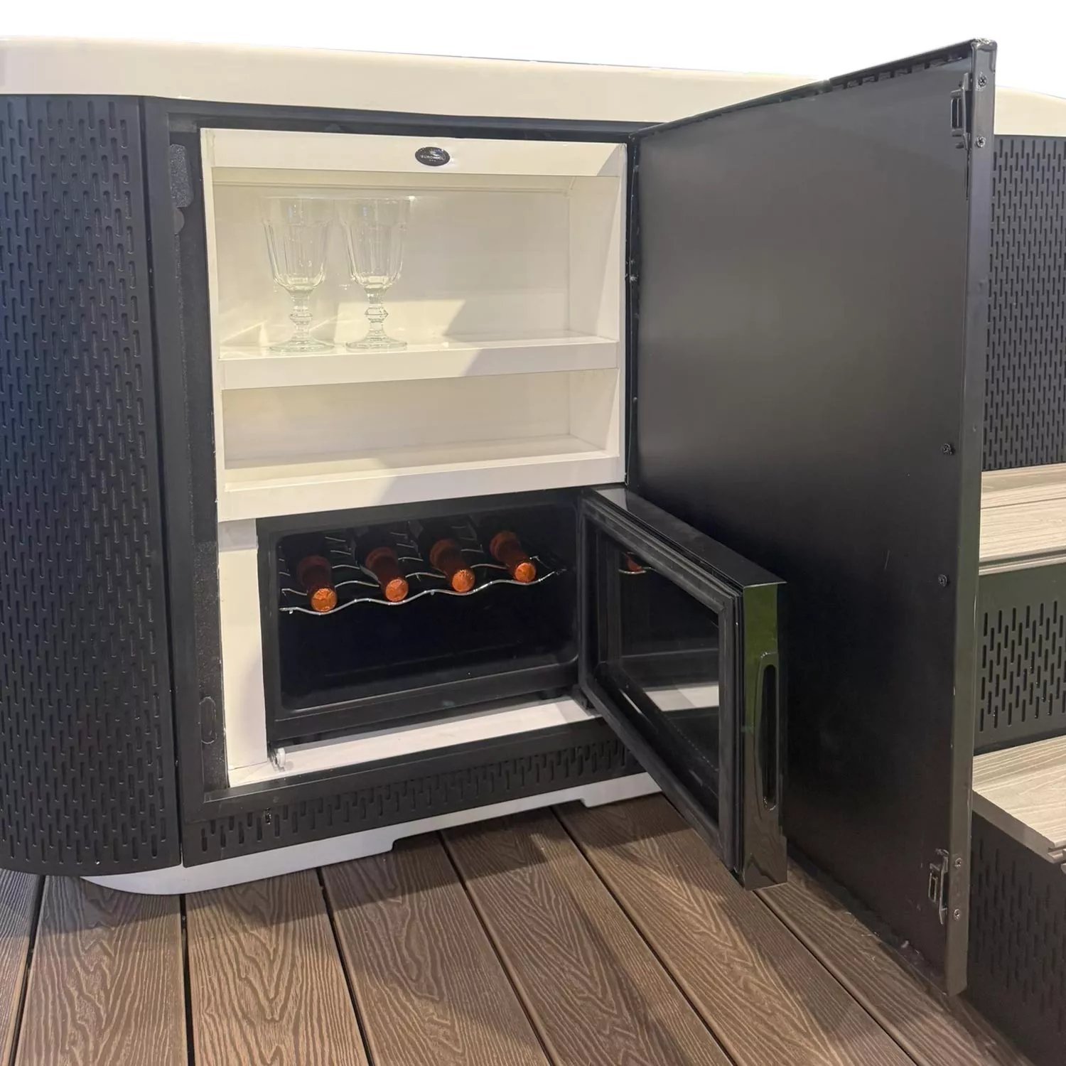 Europool Spa Kühlschrank