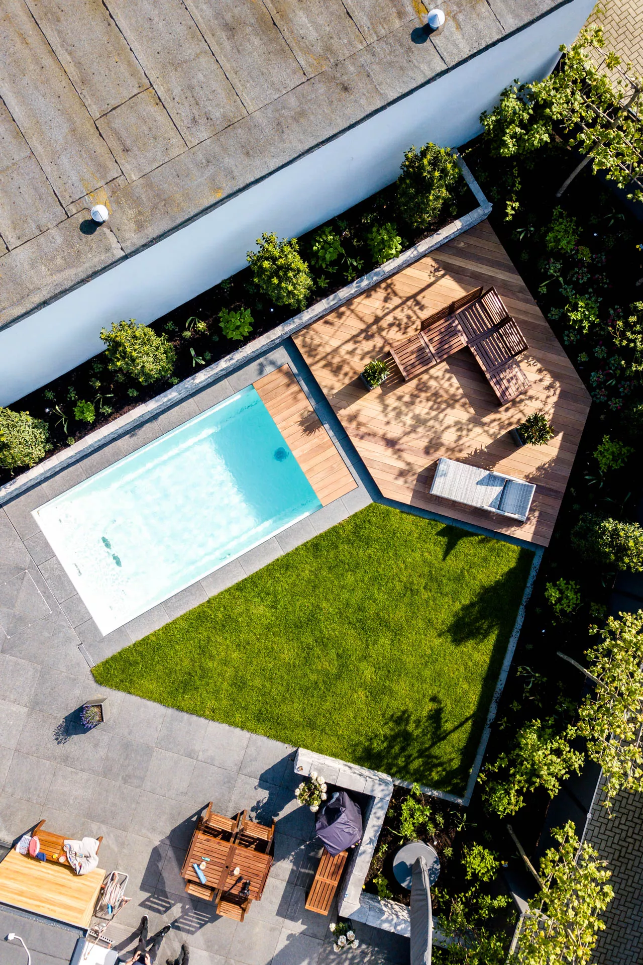 Alles aus einer Hand: Pool, Sauna und Grill – von der Planung bis zur Wartung.