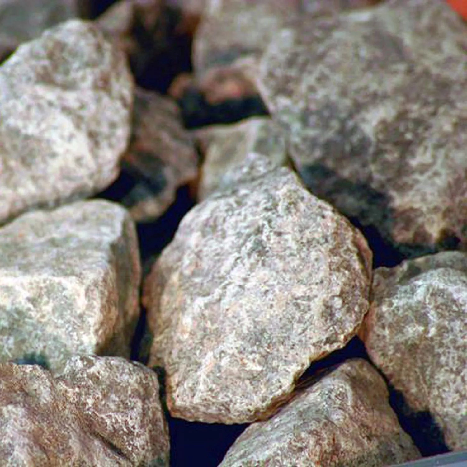 karibu_premium_saunasteine Karibu Comfort Mainburg Bio Außensauna terragrau