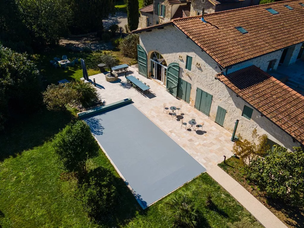 Coverseal elektrische Poolabdeckung - Tiefschwarz - 500 cm x 300 cm - ohne Montage